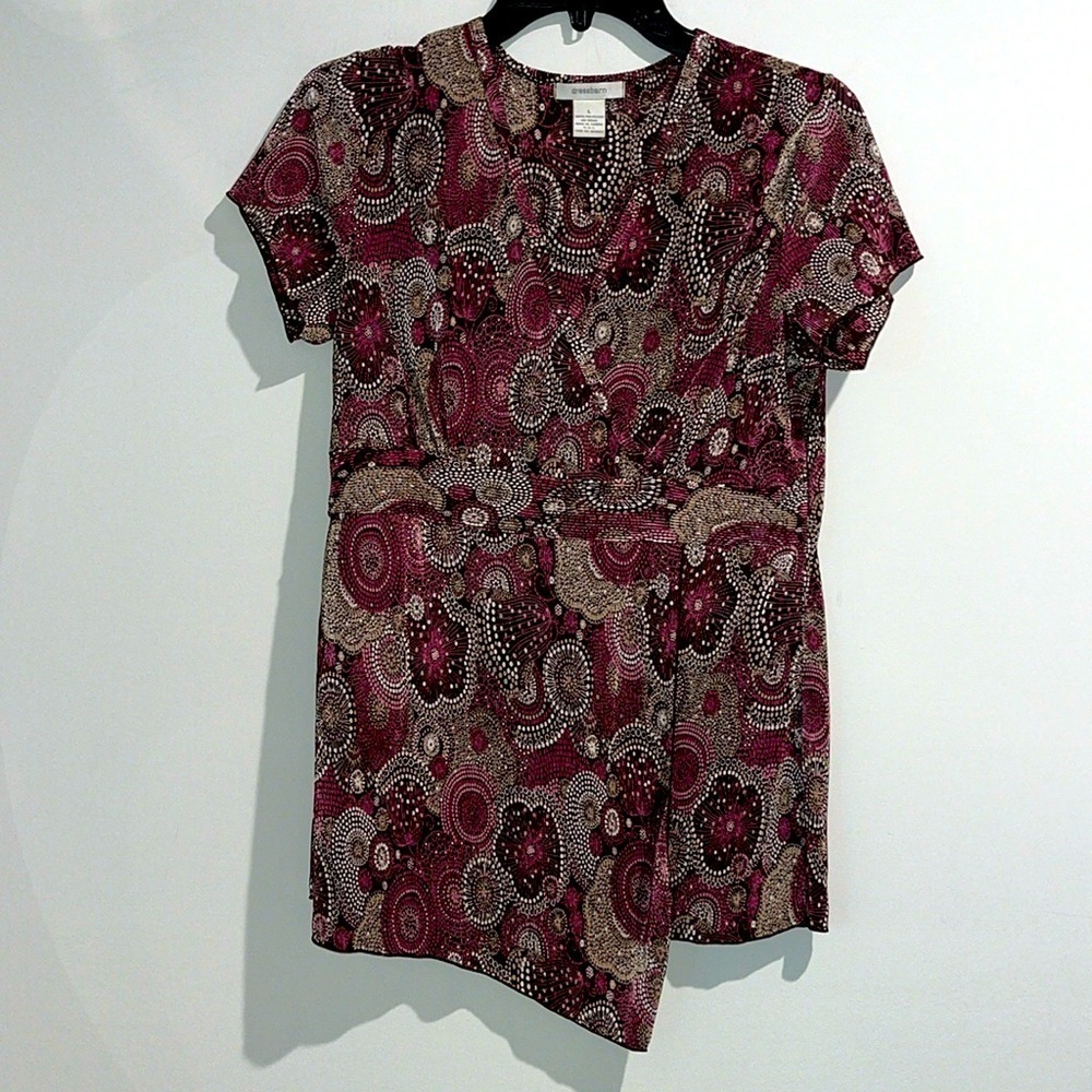 Dressbarn purple tan white floral top. Size large.